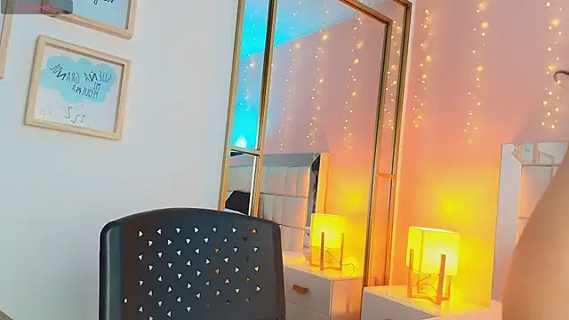 anahi maite online show from March 2026 07:17:01 PM