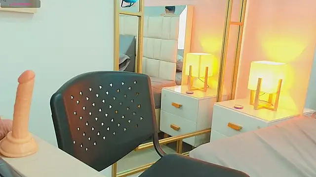 anahi maite online show from December 2025 08:33:01 PM