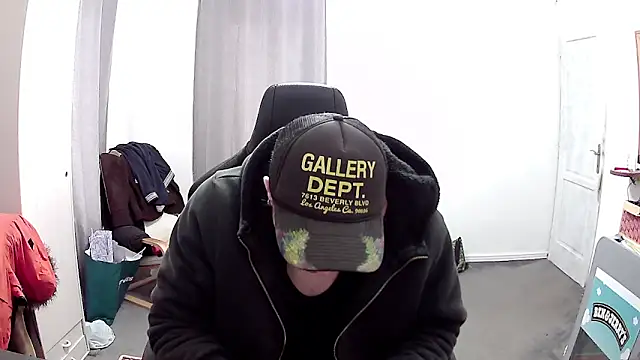 PKrisztian online show from March 2026 09:33:02 AM