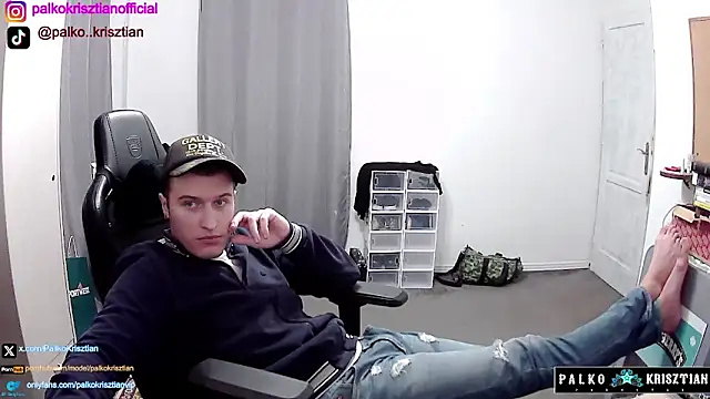 PKrisztian online show from November 2025 07:14:02 PM