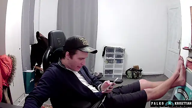 PKrisztian online show from February 2026 06:41:02 PM