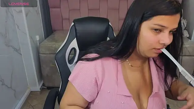 skeler lovd b  online show from December 2025 12:53:02 PM