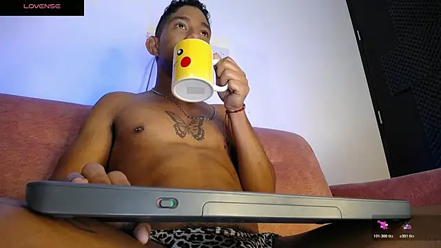 Snapshot of Palo_santo chatting on March 2026 07:52:02 AM Palo santo online show from March 2026 07:52:02 AM