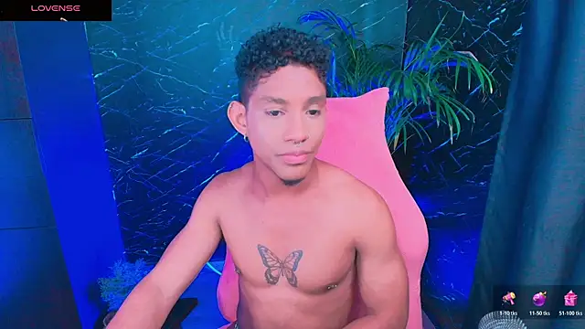 Palo santo online show from February 2026 07:03:01 PM