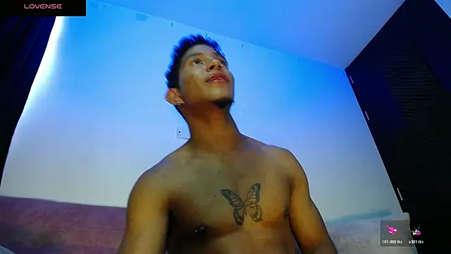 Snapshot of Palo_santo chatting on March 2026 07:43:02 PM Palo santo online show from March 2026 07:43:02 PM