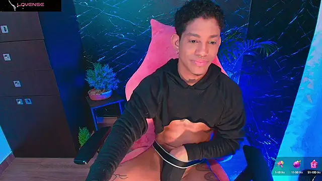 Palo santo online show from October 2025 08:04:02 AM