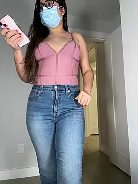 jAsMinE678 online show from January 2026 07:10:02 PM