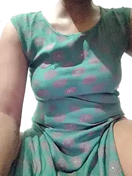 rituporna2004 online show from October 2025 01:45:01 PM