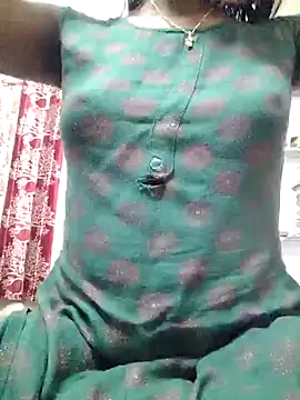 rituporna2004 online show from February 2025 11:54:02 PM