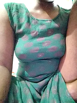 rituporna2004 online show from November 2025 03:10:02 AM