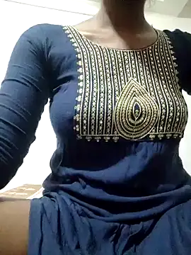 rituporna2004 online show from February 2025 01:19:02 PM