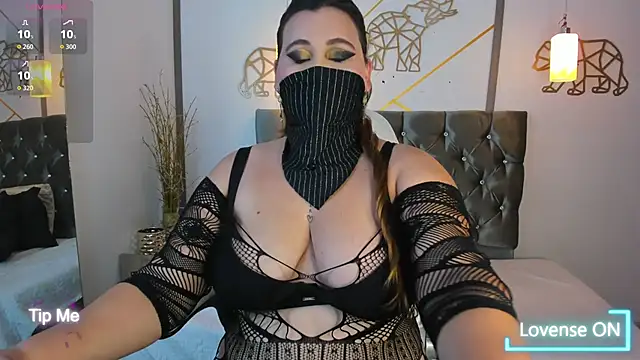 Snapshot of SalmaZaman chatting on September 2025 07:43:02 PM SalmaZaman online show from September 2025 07:43:02 PM