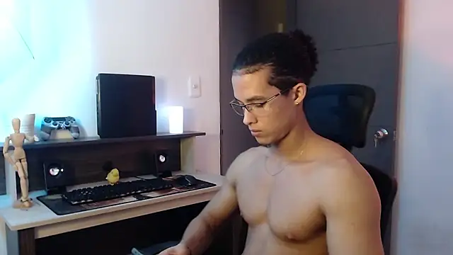 alejo x3 online show from December 2024 02:26:01 AM