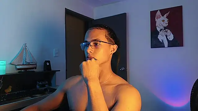 alejo x3 online show from November 2025 12:28:02 AM