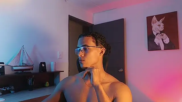 alejo x3 online show from December 2025 12:11:01 AM