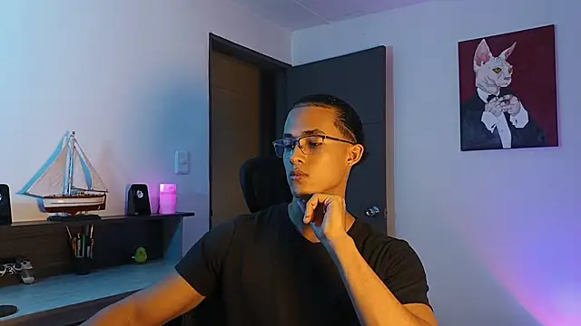 alejo x3 online show from December 2025 11:26:02 PM