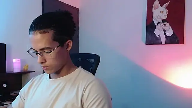 alejo x3 online show from February 2025 07:41:01 AM