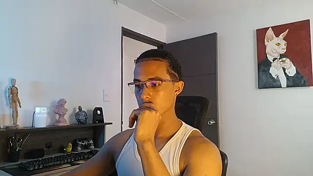 alejo x3 online show from September 2025 04:24:01 PM