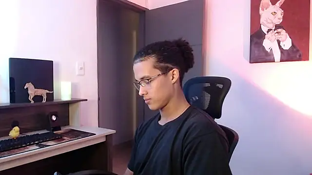 alejo x3 online show from January 2025 12:01:02 AM