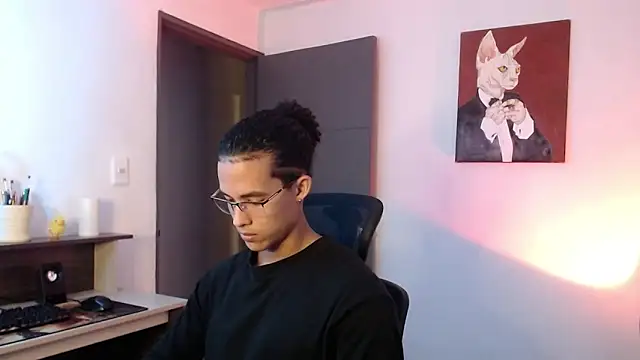 alejo x3 online show from February 2025 02:18:01 AM