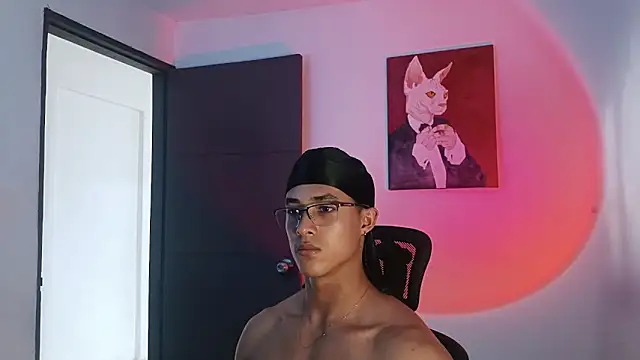 alejo x3 online show from March 2026 06:15:02 PM