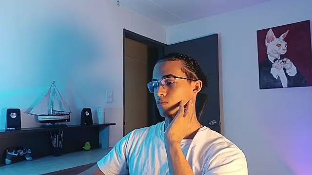 alejo x3 online show from December 2025 10:55:01 PM