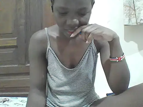 Ebony Sweetcandy online show from March 2026 07:01:01 PM