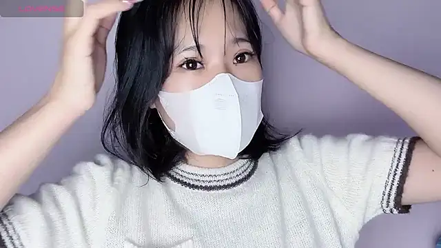 Baenee online show from October 2025 05:45:01 PM