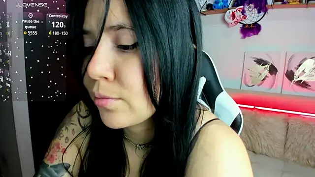 AilynRed online show from January 2026 02:17:01 AM