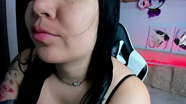 AilynRed online show from January 2026 01:34:01 AM