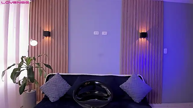 SymonPrince online show from September 2025 08:09:01 PM