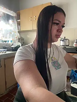 Snapshot of GemaGranadoss chatting on February 2026 09:36:01 PM GemaGranadoss online show from February 2026 09:36:01 PM