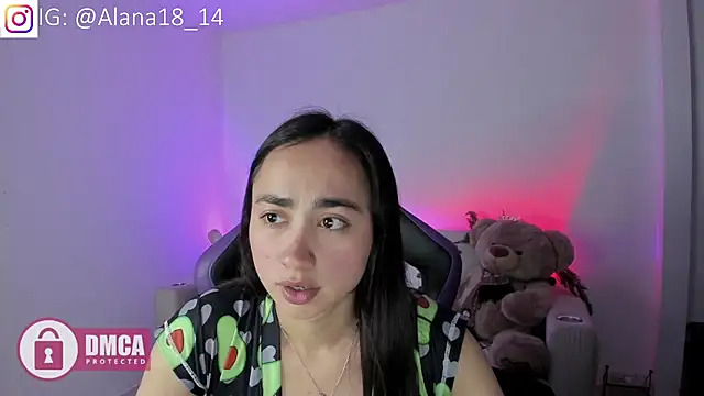 Alana Pherson online show from November 2025 06:17:01 AM