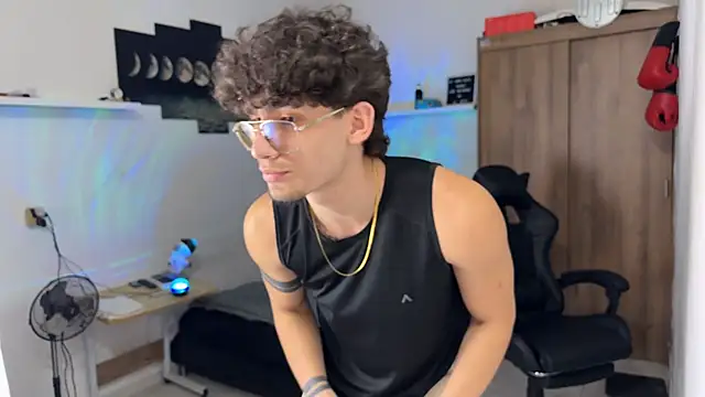 Kisan Smith online show from February 2026 03:39:01 AM