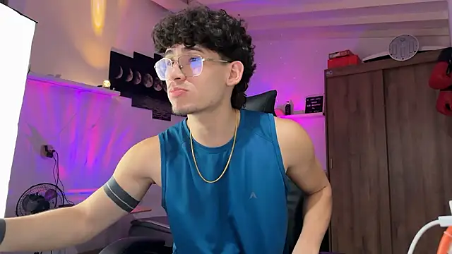 Kisan Smith online show from February 2026 01:05:02 AM