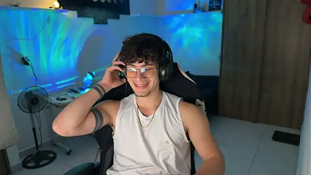 Kisan Smith online show from February 2026 04:34:02 AM