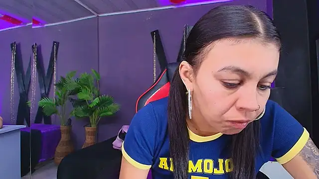Snapshot of Juliet_Nasty chatting on September 2025 12:14:01 PM Juliet Nasty online show from September 2025 12:14:01 PM