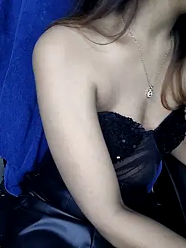 Leeeezzzz roy online show from November 2025 06:08:01 PM