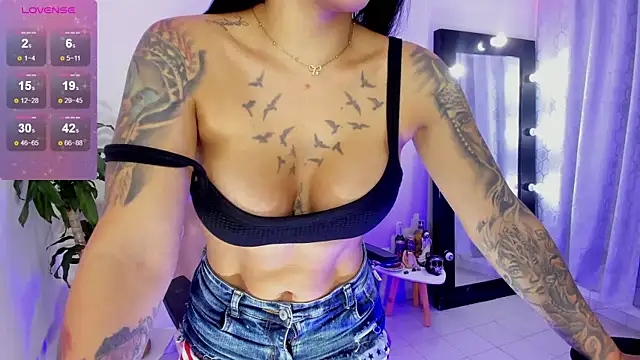 EmmaRusellx online show from March 2026 11:01:02 PM