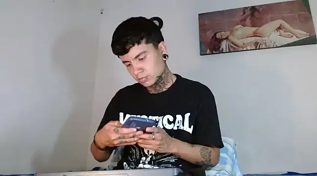 Snapshot of dannteftm chatting on January 2025 01:49:01 AM dannteftm online show from January 2025 01:49:01 AM