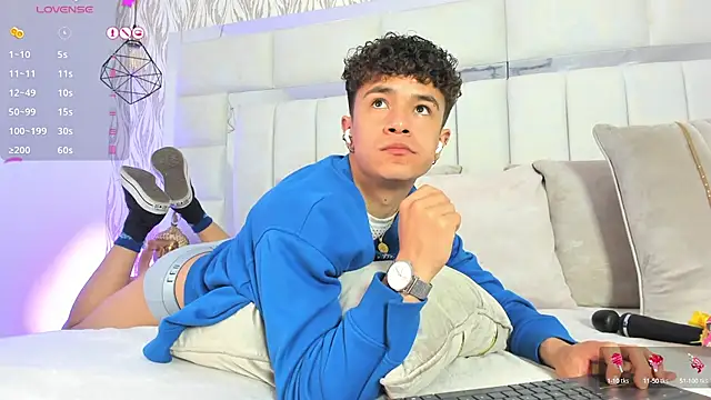 Snapshot of 1m_Joel chatting on March 2025 08:28:02 AM 1m Joel online show from March 2025 08:28:02 AM