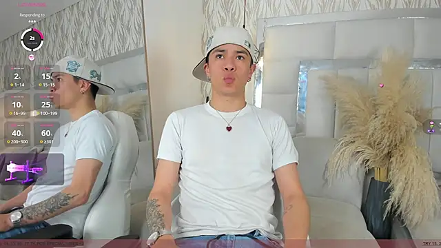 Snapshot of 1m_Joel chatting on November 2025 04:33:02 AM 1m Joel online show from November 2025 04:33:02 AM