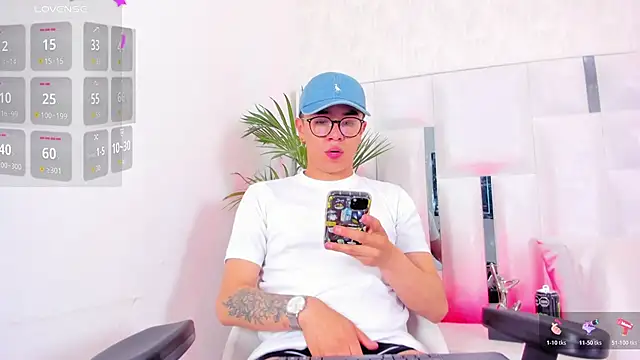 Snapshot of 1m_Joel chatting on October 2025 05:50:02 AM 1m Joel online show from October 2025 05:50:02 AM