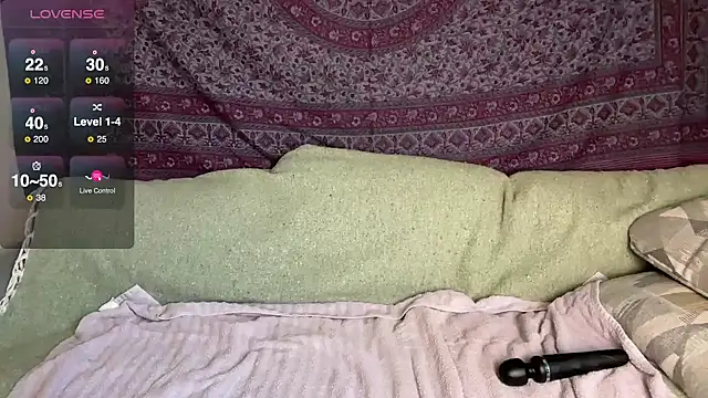 GlitterKitty108 online show from January 2026 02:57:01 PM