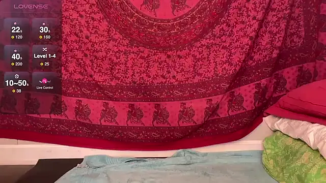Snapshot of GlitterKitty108 chatting on July 2026 02:57:02 PM GlitterKitty108 online show from July 2026 02:57:02 PM