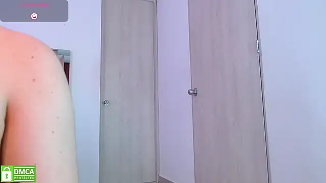 LauryMoons online show from September 2025 10:04:02 PM