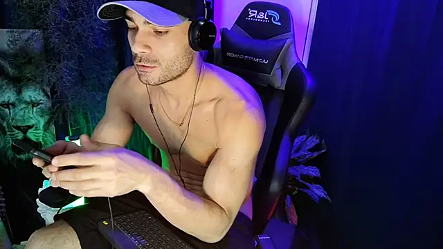 sexyboycolombi4 online show from March 2025 03:15:01 AM