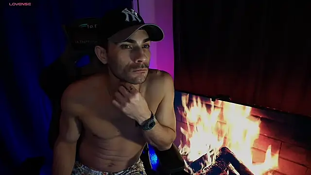 sexyboycolombi4 online show from February 2026 12:05:02 PM