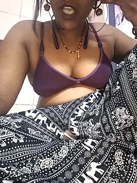 Snapshot of IslamicPimento chatting on September 2025 12:00:01 PM IslamicPimento online show from September 2025 12:00:01 PM