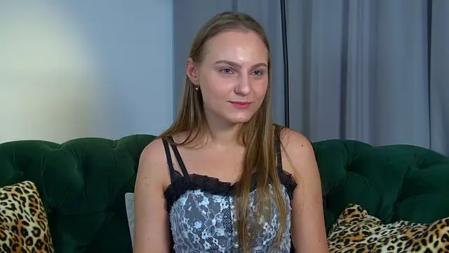 Snapshot of MelissaMelrey chatting on November 2025 09:58:02 AM MelissaMelrey online show from November 2025 09:58:02 AM